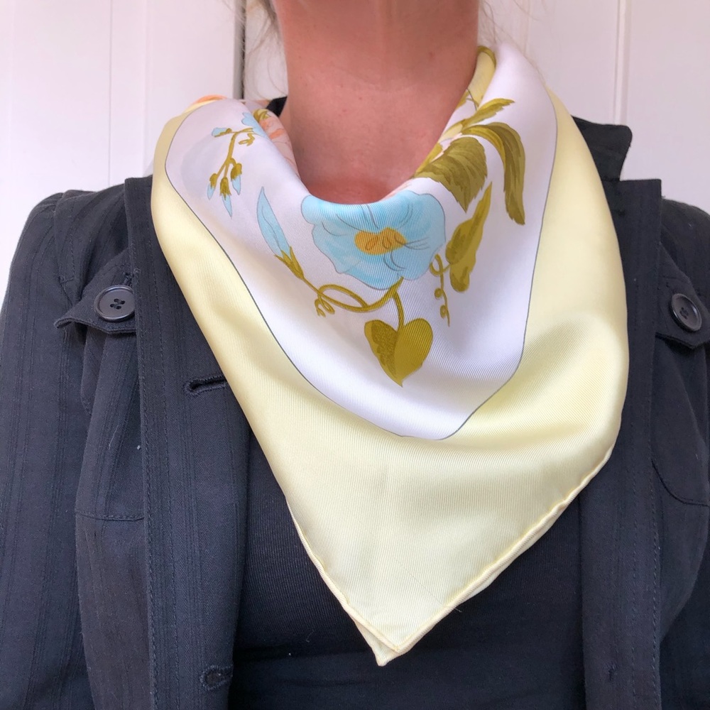 Hermès scarf